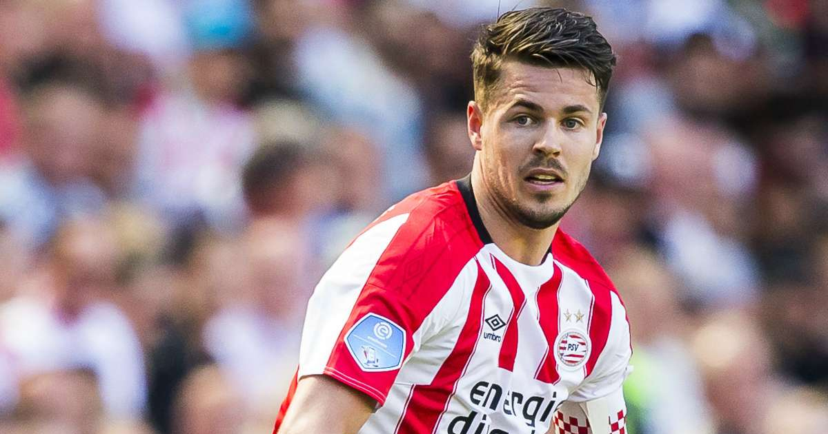 Voetbal International: PSV closely watching Marco van Ginkel, free transfer possible next summer