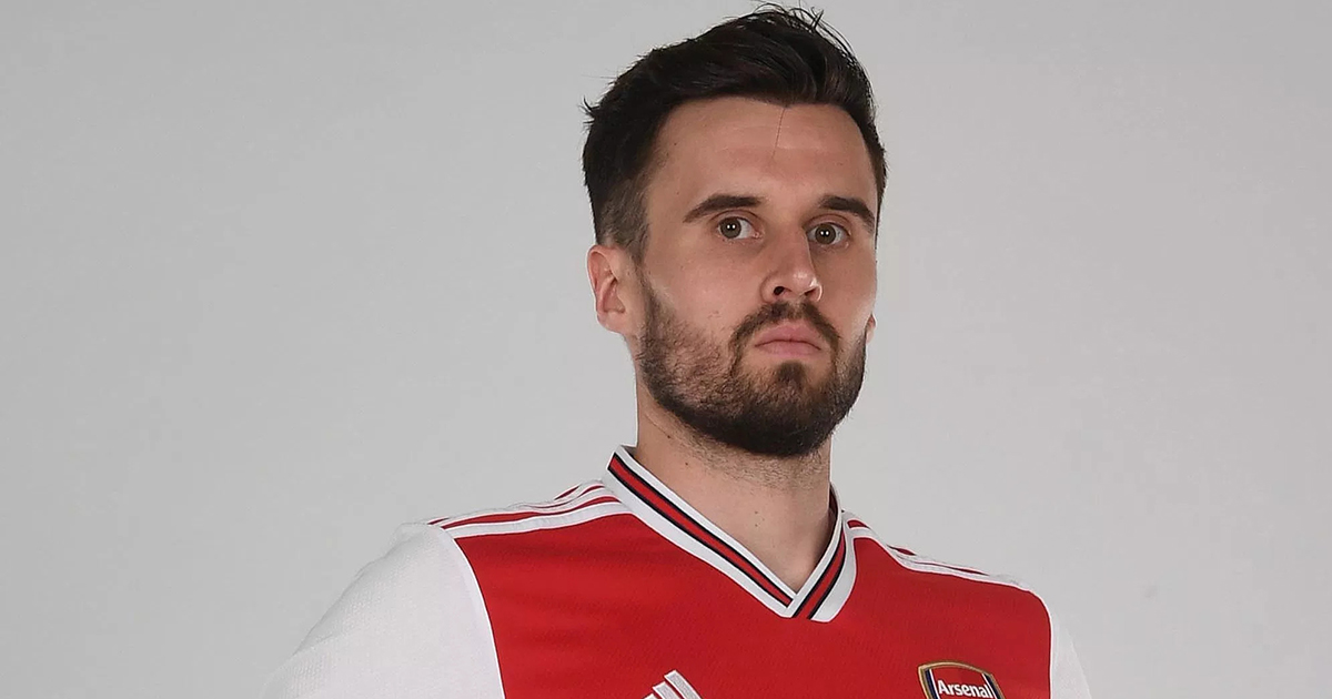 Jenkinson sends touching farewell message to Arsenal fans: 'I have truly lived my dream'